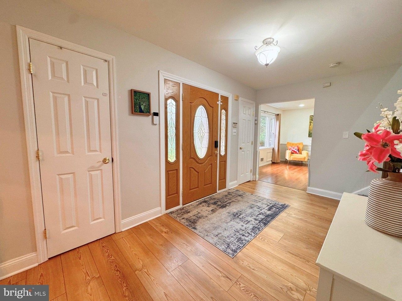 24 Poplar Ave - Photo 3 of 29