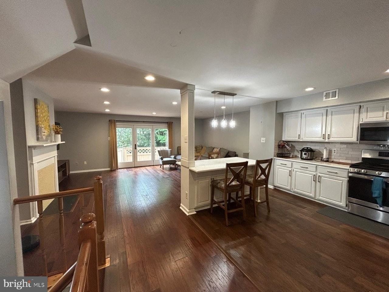 57 Main St - Photo 3 of 26