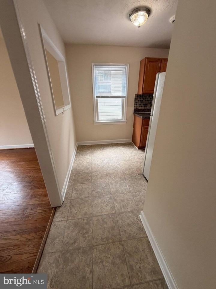 1602 Fall Hill Ave - Photo 4 of 10