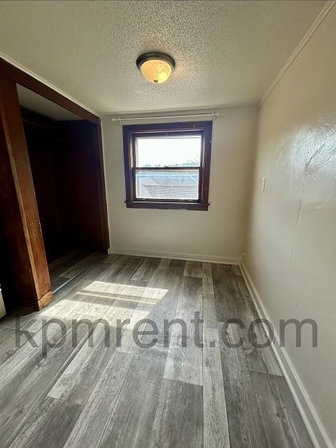 401 2nd Ave SW - Photo 5 of 14