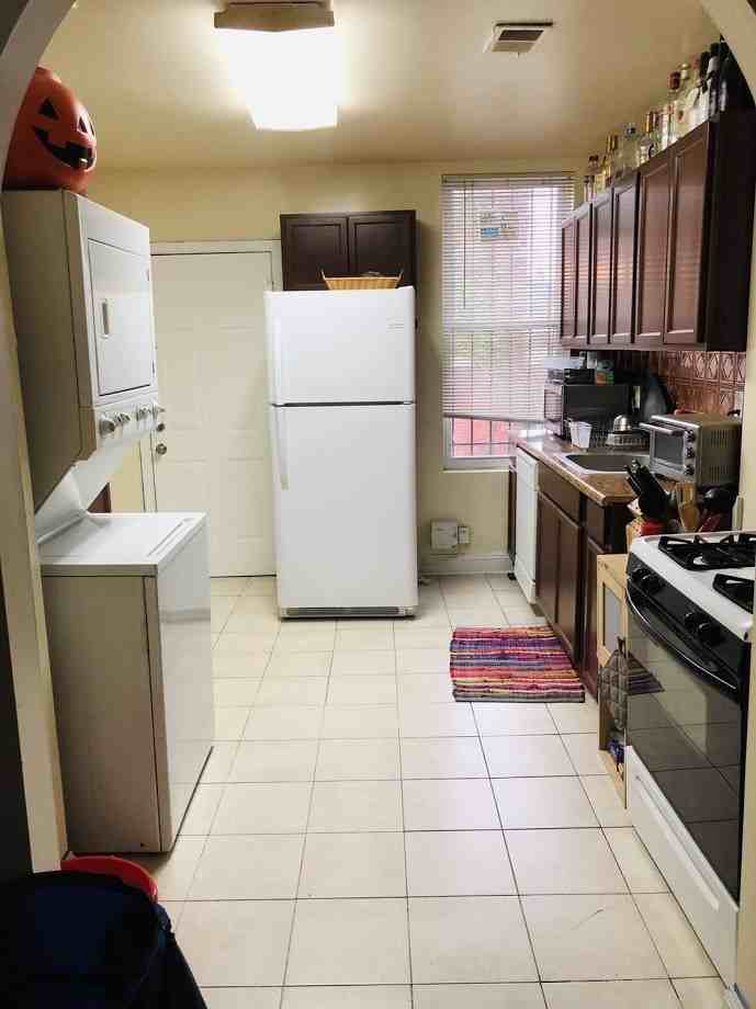 725 Fairmont St NW - Photo 6 of 25