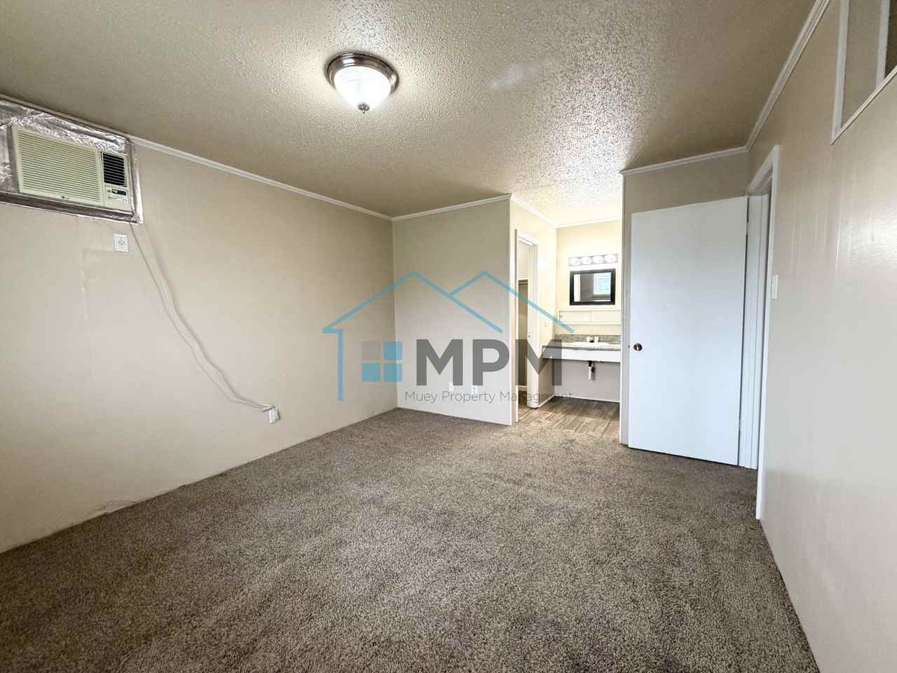 415 Gulpha Drive - Photo 5 of 8
