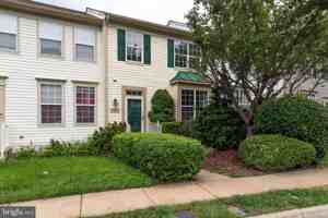featured image of 10222 Magnolia Grove Dr