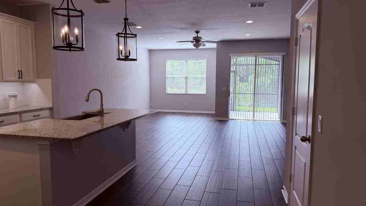 2809 Econ Landing Boulevard - Photo 2 of 32