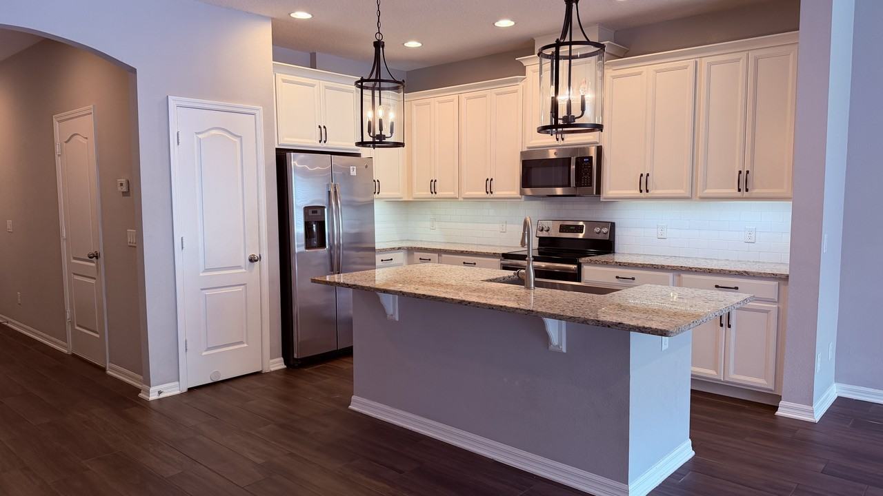 2809 Econ Landing Boulevard - Photo 3 of 32