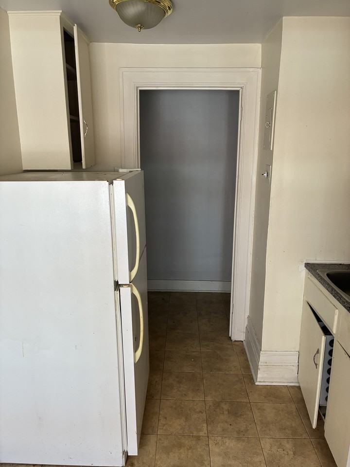 259 Daly Avenue #4 - Photo 6 of 18