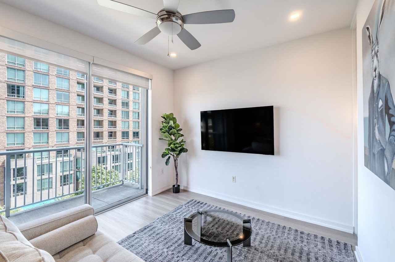3700 Mckinney Ave #1628230P - Photo 2 of 17