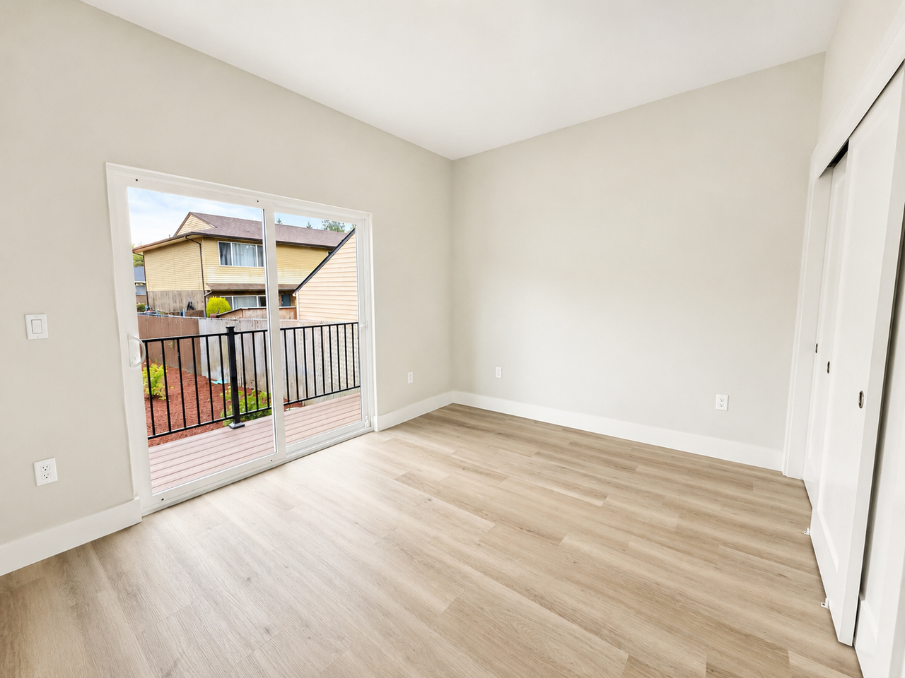 18840 Se Mildred St #18840 - Photo 5 of 19