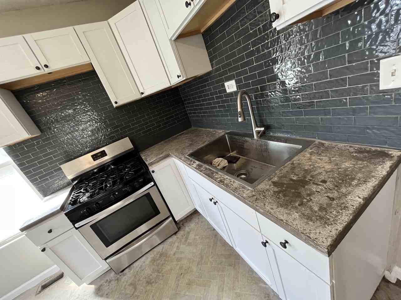 5337 Van Buren #Main - Photo 7 of 9