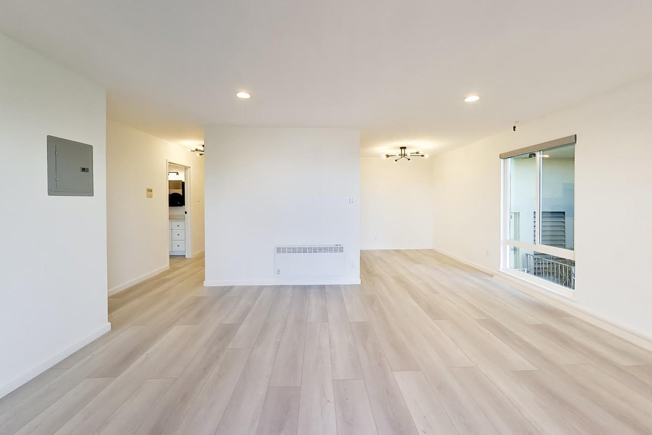 110 Gardenside Drive #103 - Photo 5 of 25