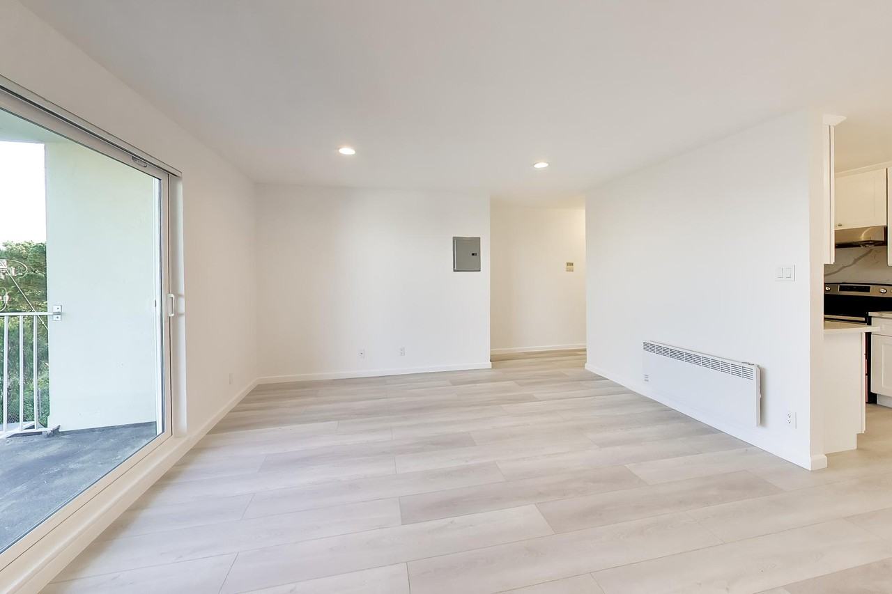 110 Gardenside Drive #103 - Photo 4 of 25