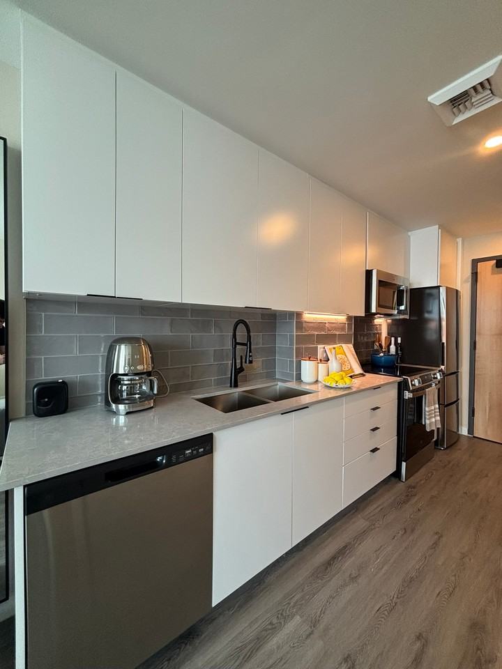 121 Northwest 24th Street #S3 - Photo 3 of 9