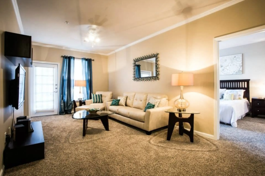 Waterford Landings - Photo 2 of 6