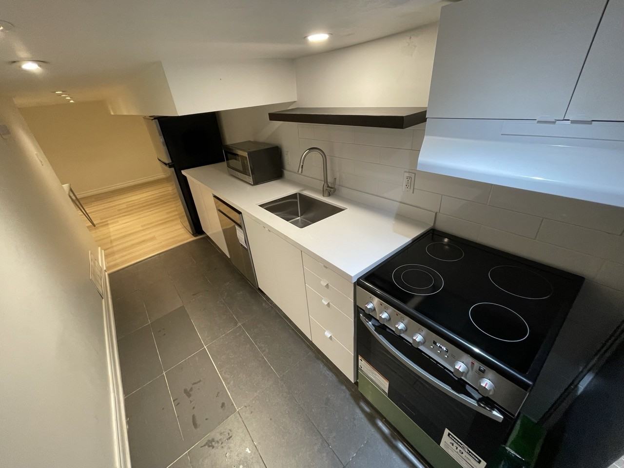 182 Weston Road - Photo 3 of 12