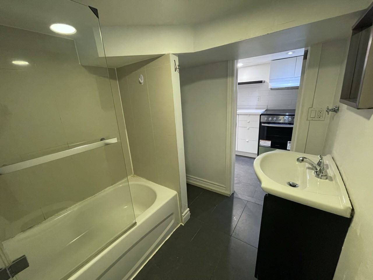 182 Weston Road - Photo 6 of 12