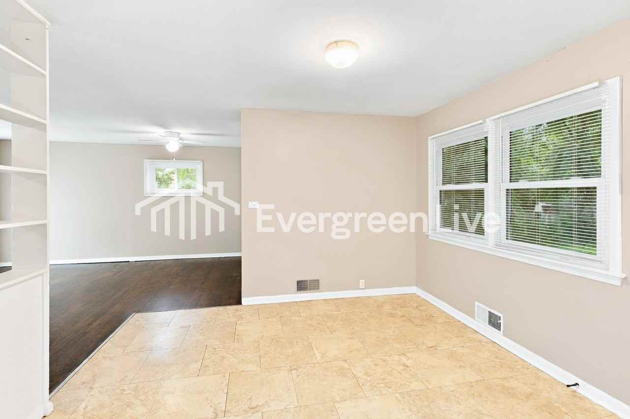 7704 E 108th Ter - Photo 6 of 15