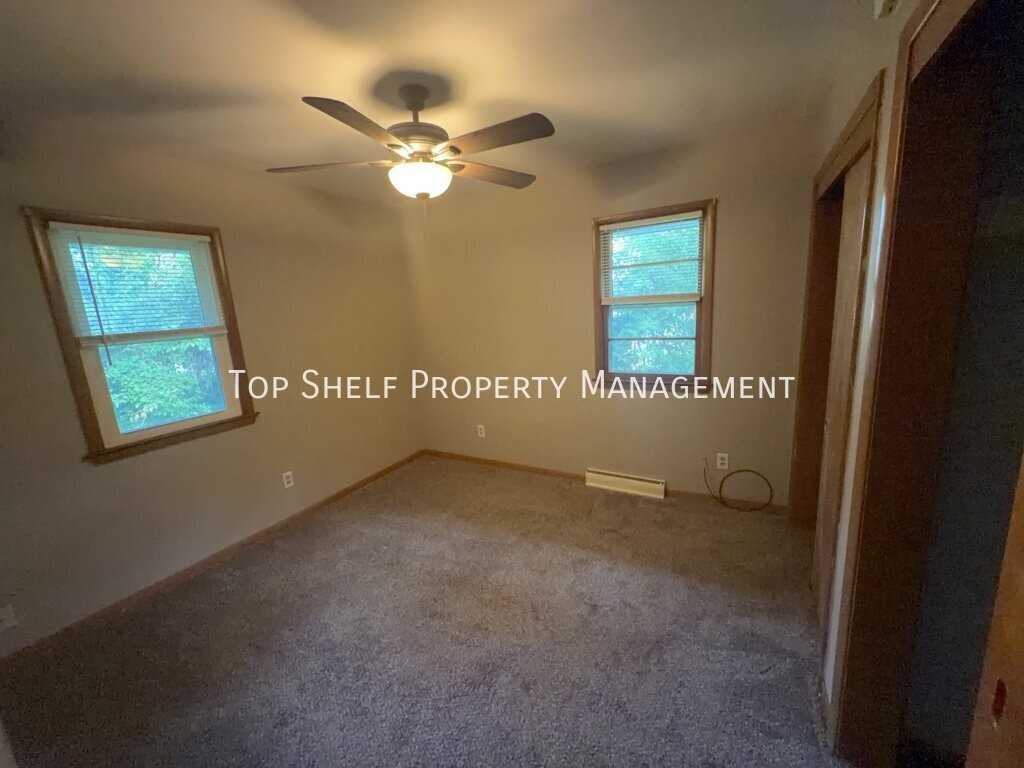 3902 38th St - Photo 4 of 8