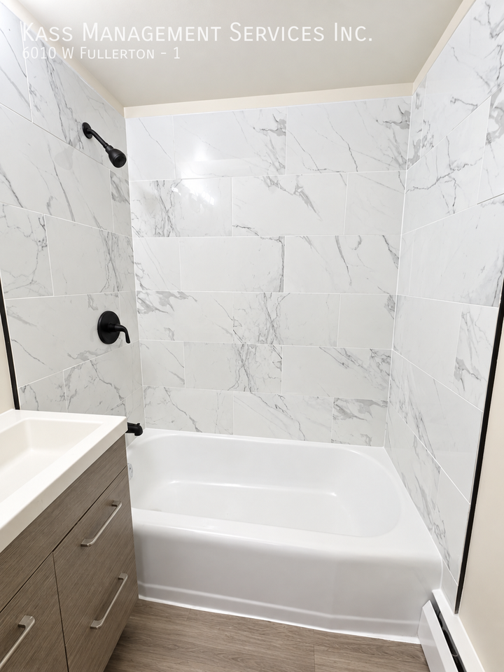6010 W Fullerton Ave #1 - Photo 6 of 9