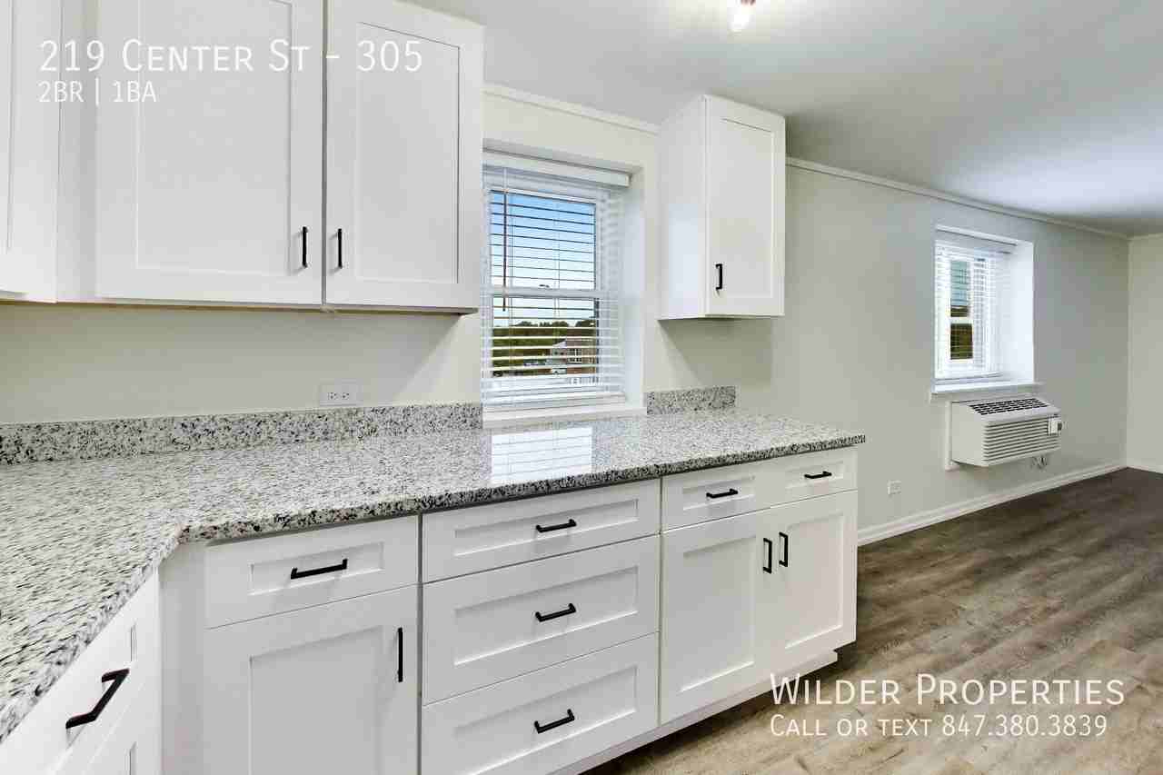 219 Center St #305 - Photo 7 of 11