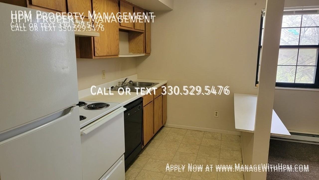 417 Sherman St #301 - Photo 3 of 14