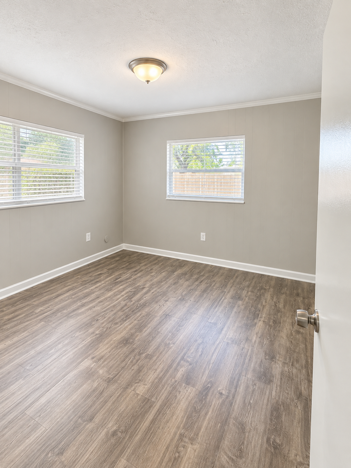 3503 9th Street Ct W #A - Photo 3 of 8