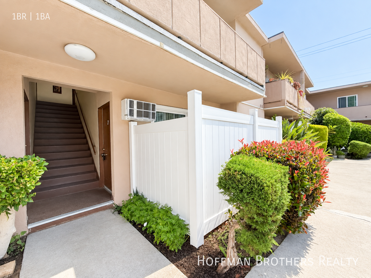 5435 Sepulveda Blvd #7 - Photo 3 of 14