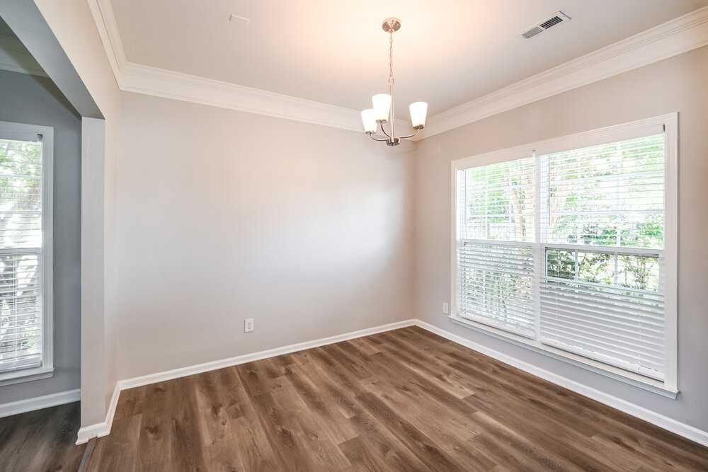 4915 Stowe Derby Dr - Photo 6 of 17