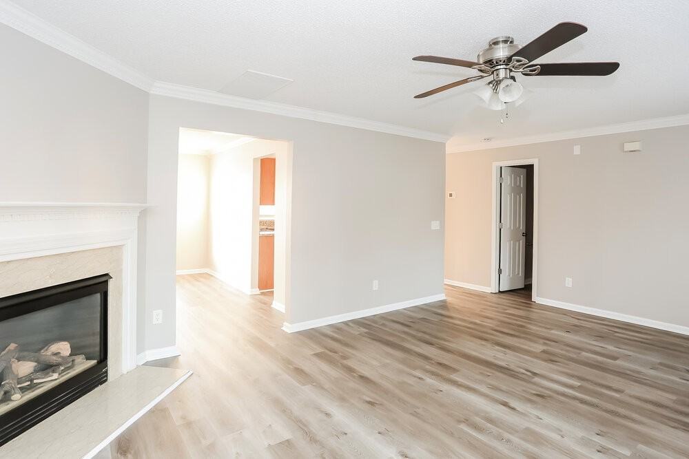 11437 Silverfield Ln - Photo 6 of 17