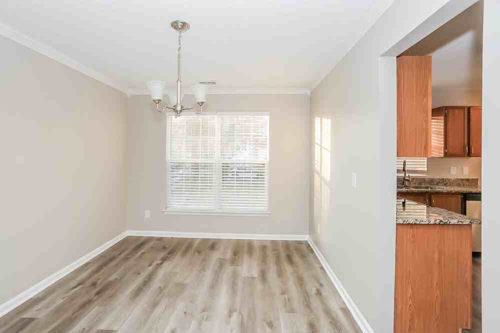 11437 Silverfield Ln - Photo 7 of 17