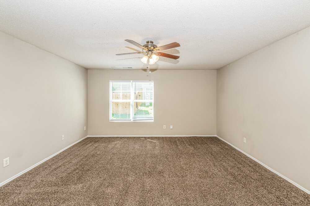 1020 Gelfield Rd - Photo 4 of 17