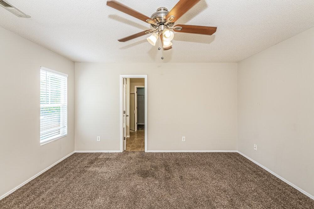1020 Gelfield Rd - Photo 7 of 17