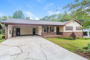 featured image of 2244 Briarwood Cir Sw
