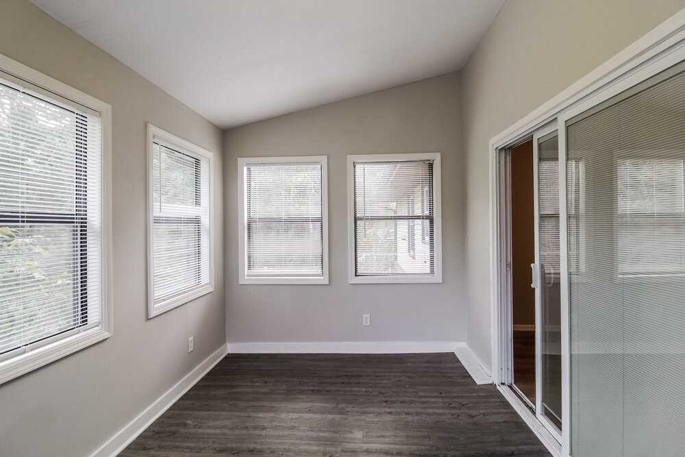 2244 Briarwood Cir Sw - Photo 7 of 16