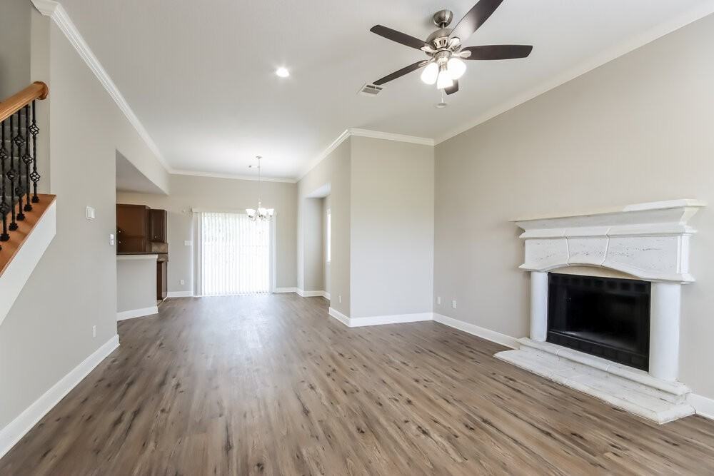 17388 Harbor Dr - Photo 4 of 17