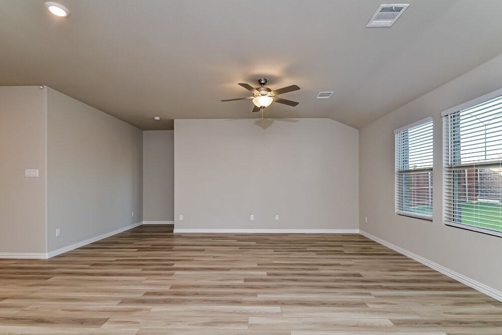 2152 Gill Star Dr - Photo 5 of 16