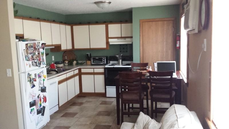 810 Terry Ave - Photo 3 of 13