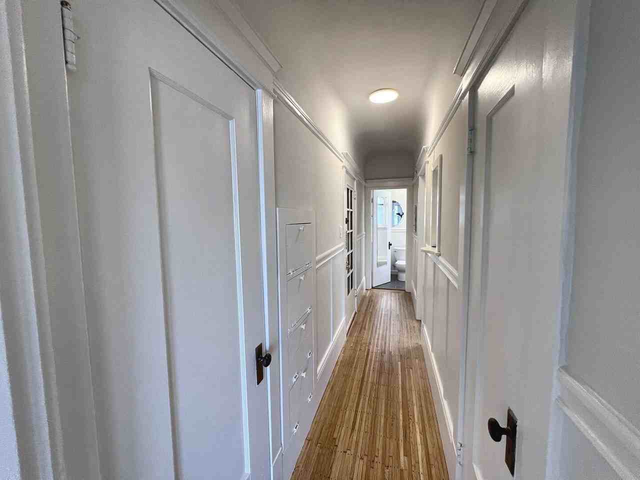 1650 Clay St #07 - Photo 3 of 28