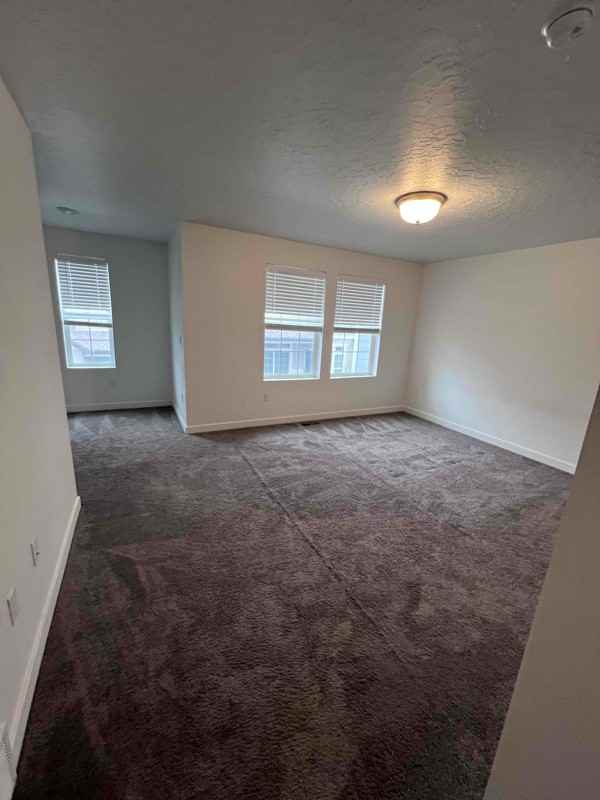 4343 W Dixon Way - Photo 4 of 9