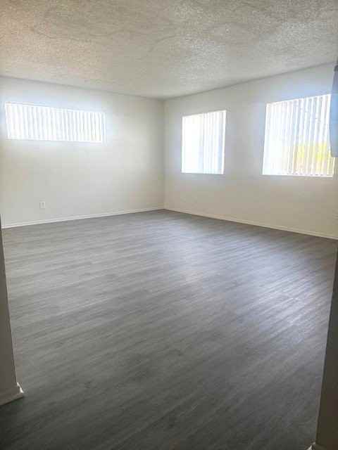 2801 W Warner Ave - Photo 3 of 10