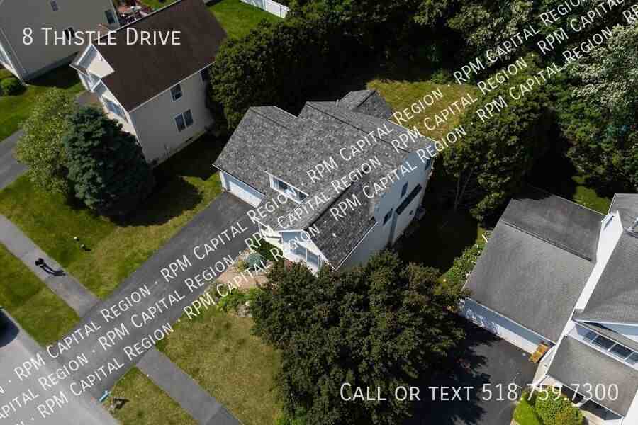 8 Thistle Dr - Photo 3 of 22