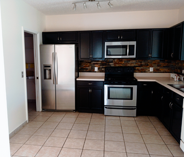 603 Fisher Ct - Photo 2 of 5