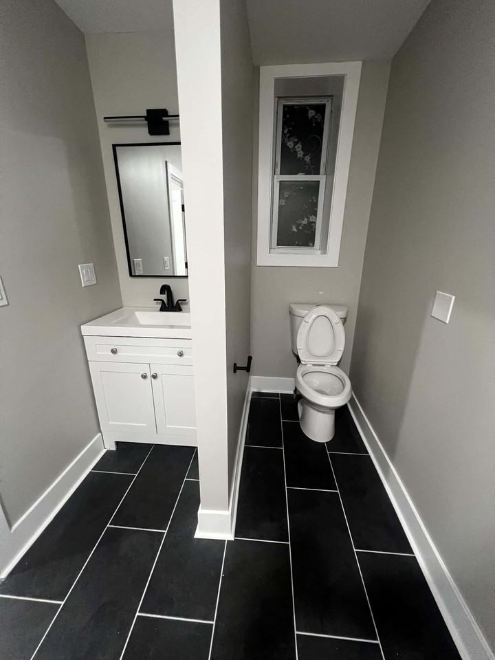 6042 N Avondale Ave #2A - Photo 5 of 13