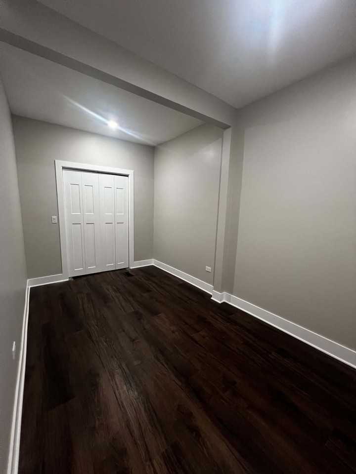 6042 N Avondale Ave #2A - Photo 6 of 13