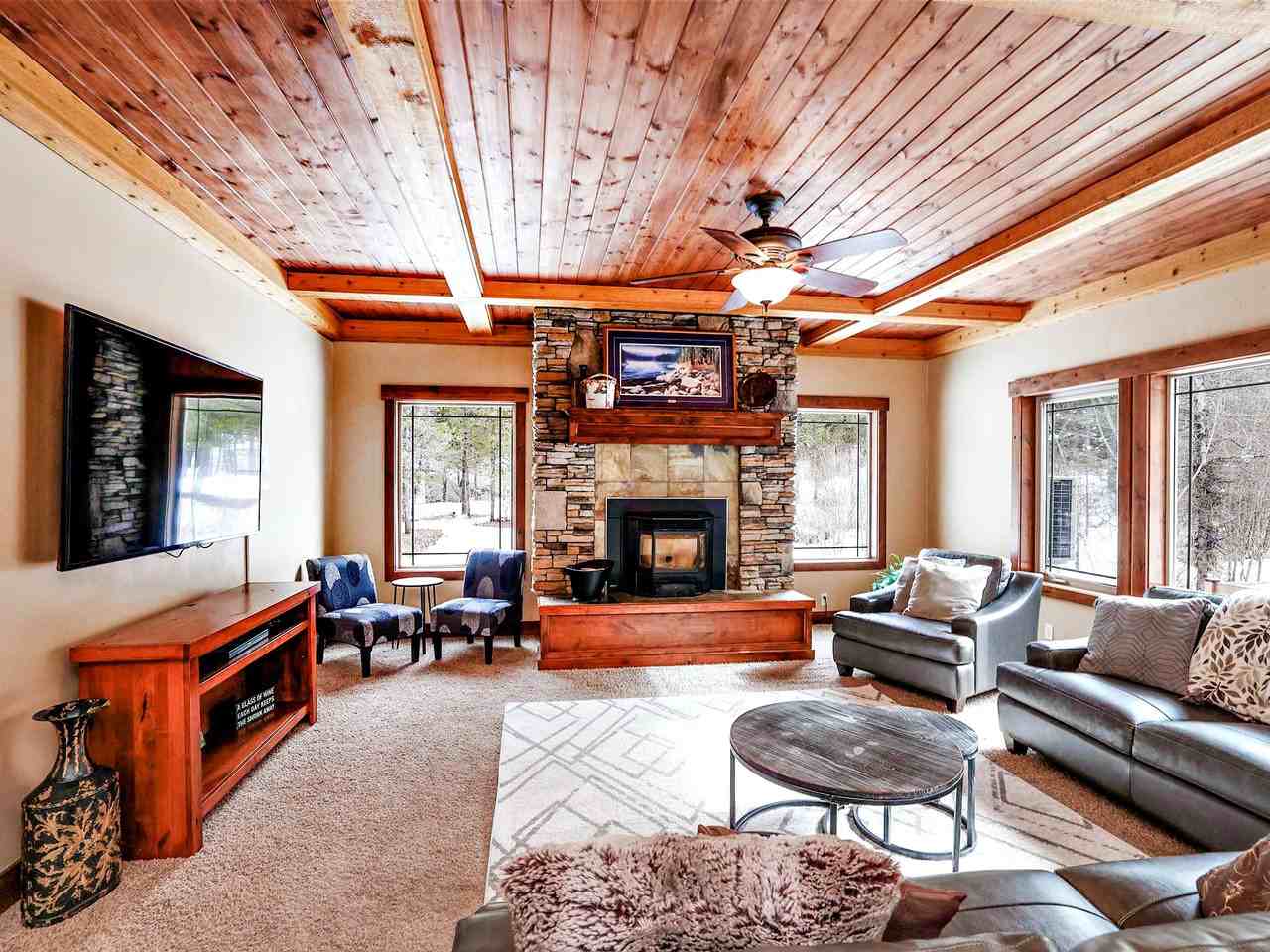 235 Moonridge Dr - Photo 6 of 20