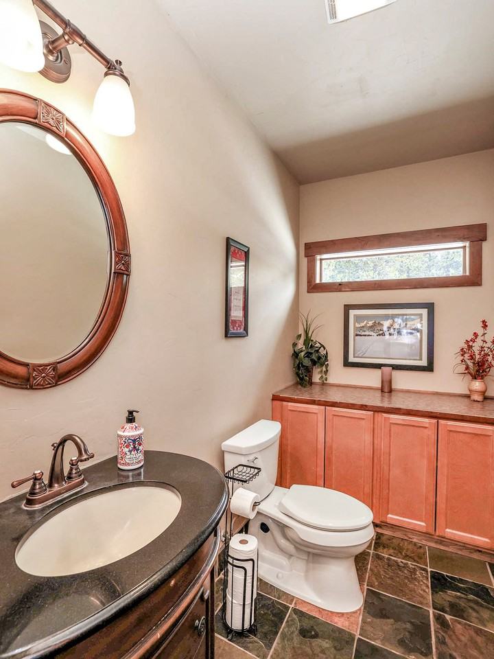 235 Moonridge Dr - Photo 7 of 20