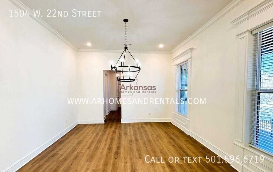 1504 W 22nd St - Photo 5 of 18