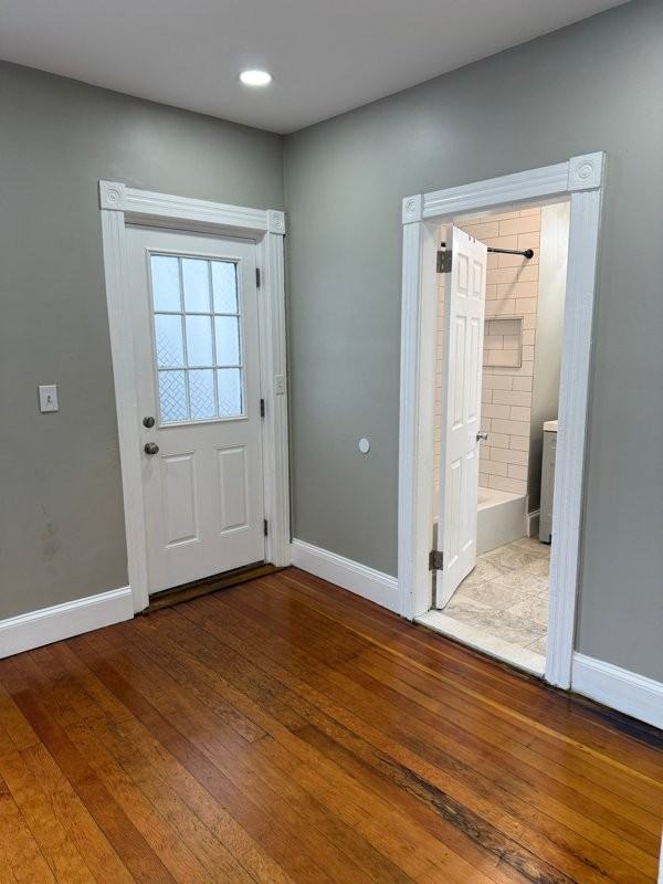 176 Everett St #2 - Photo 5 of 6