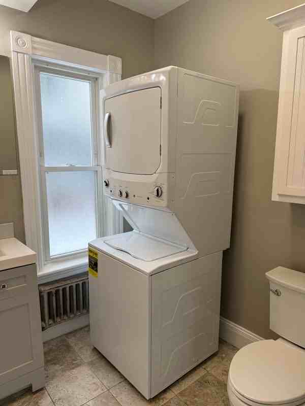 176 Everett St #2 - Photo 6 of 6