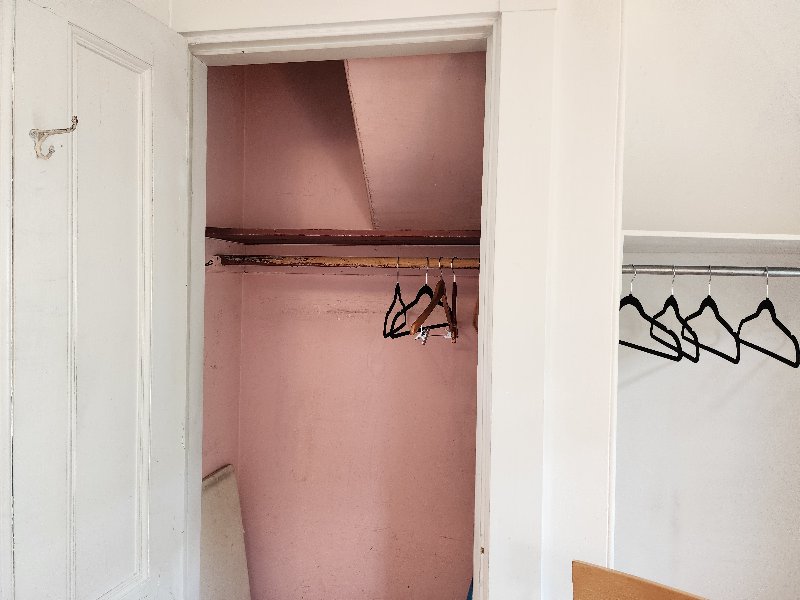 18 Waldo St #2 - Photo 6 of 23