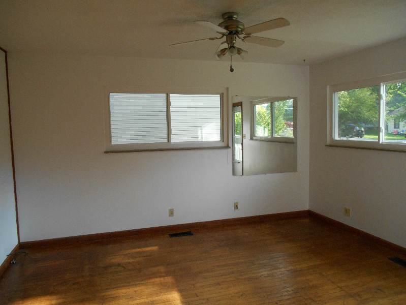 430 N Roosevelt St - Photo 4 of 12